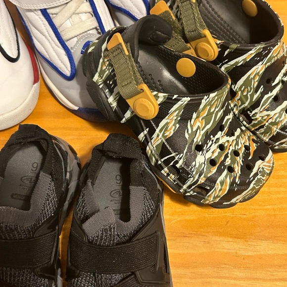 Toddler Boys shoes size 9C - Picture 5 of 6